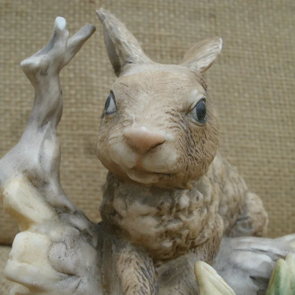 Vintage Homco Porcelain Rabbit Figurine - Picture 14 of 16